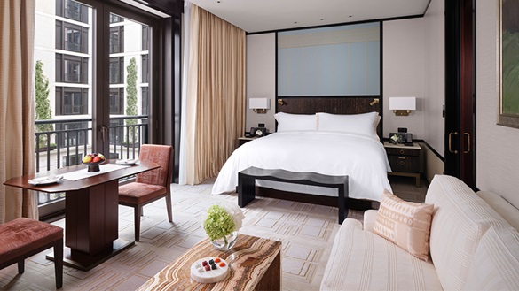 The Peninsula London Hotel Logo